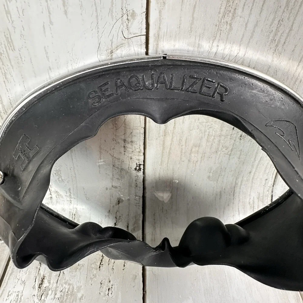 Vintage Healthways  Scuba Diving‎ Mask  Tempered Glass SEAQUALIZER
